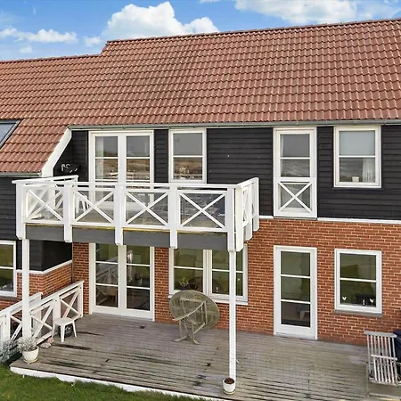 4170-borre-klintholm-havneby-70